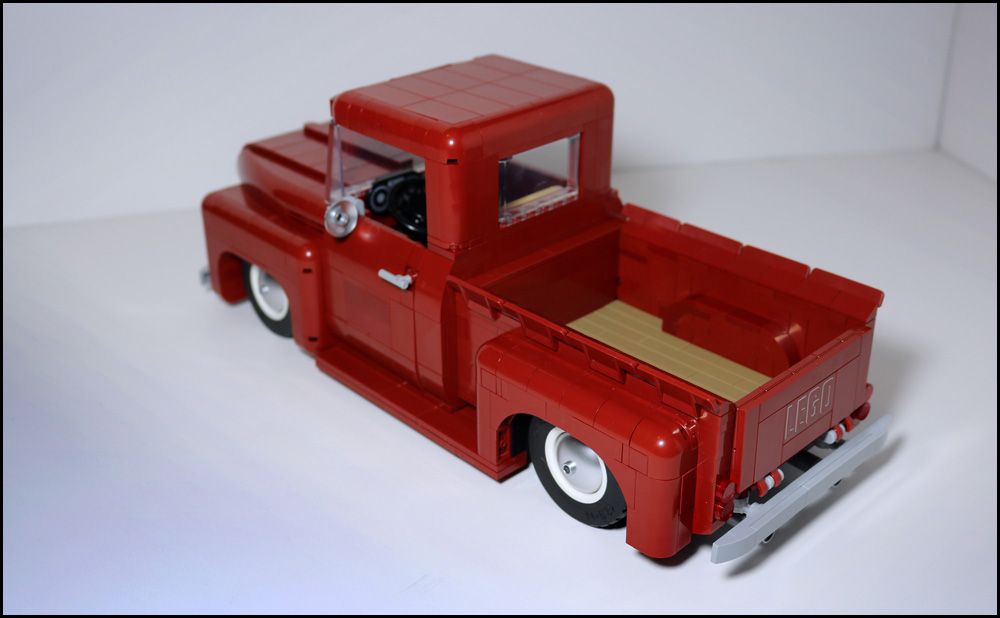 1950s-pickup-truck-lego-moc-4.jpg