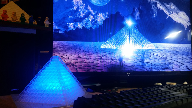 pyramid-light